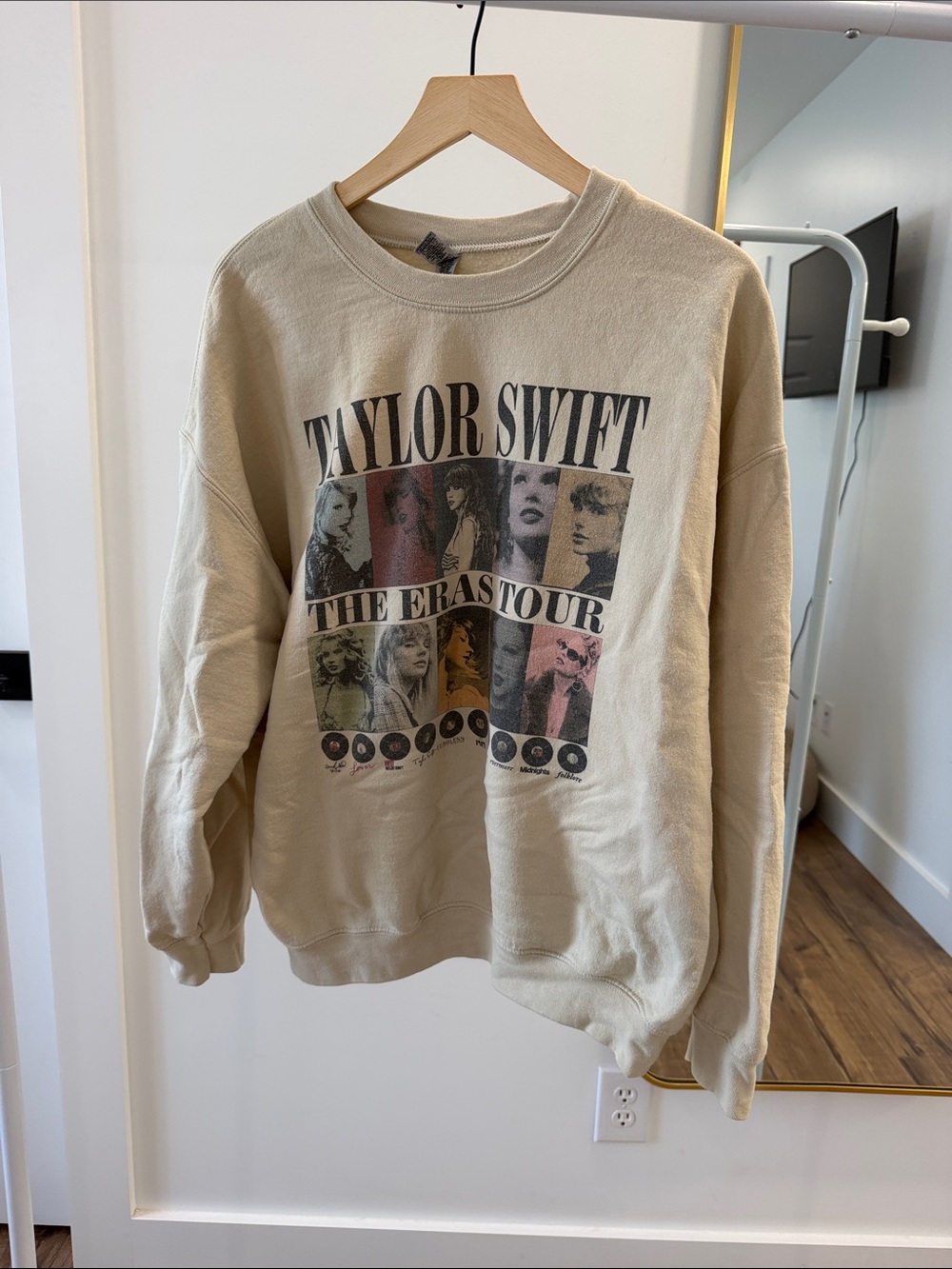Gildan Beige Graphic Crewneck Sweatshirt with Multicolor Panel Print